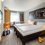 Ibis Szálloda
