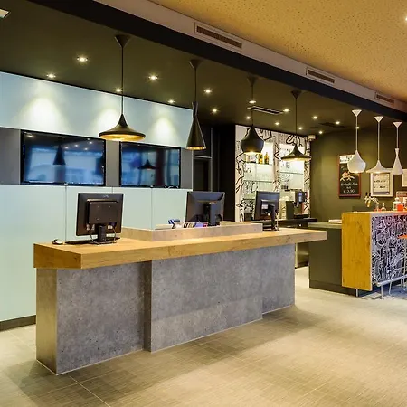 Ibis 3* Брегенц