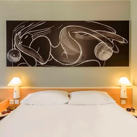 Ibis 3*