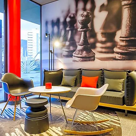 Ibis Hotel Brégence