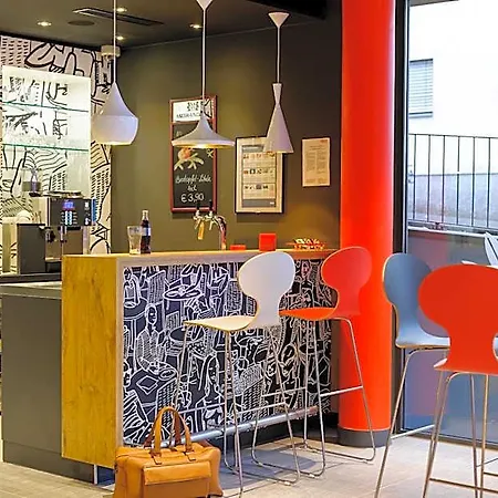Ibis Hotel Brégence