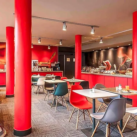 Ibis Hotel Brégence