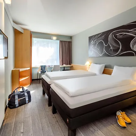 Ibis Otel
