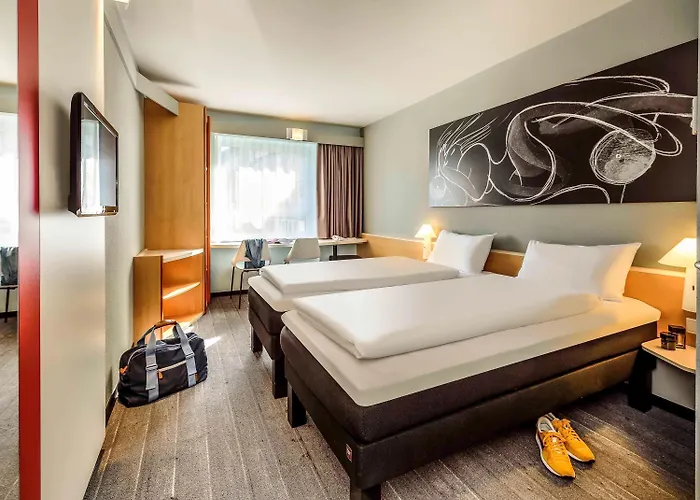 宜必思布雷根茨酒店 酒店