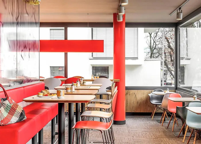 宜必思布雷根茨酒店 3* 布雷根茨