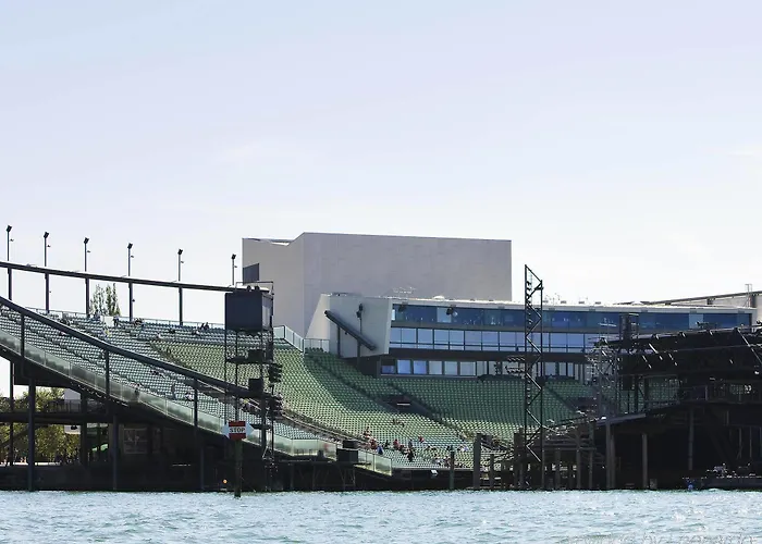 酒店 宜必思布雷根茨酒店