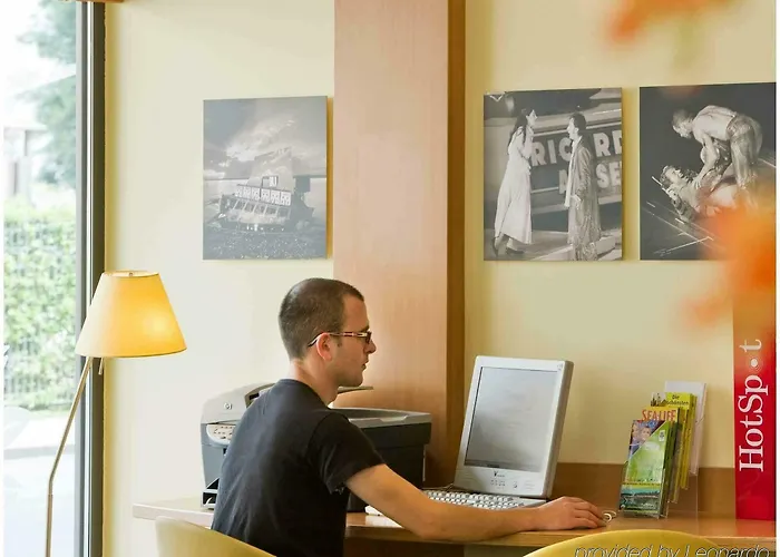 宜必思布雷根茨酒店